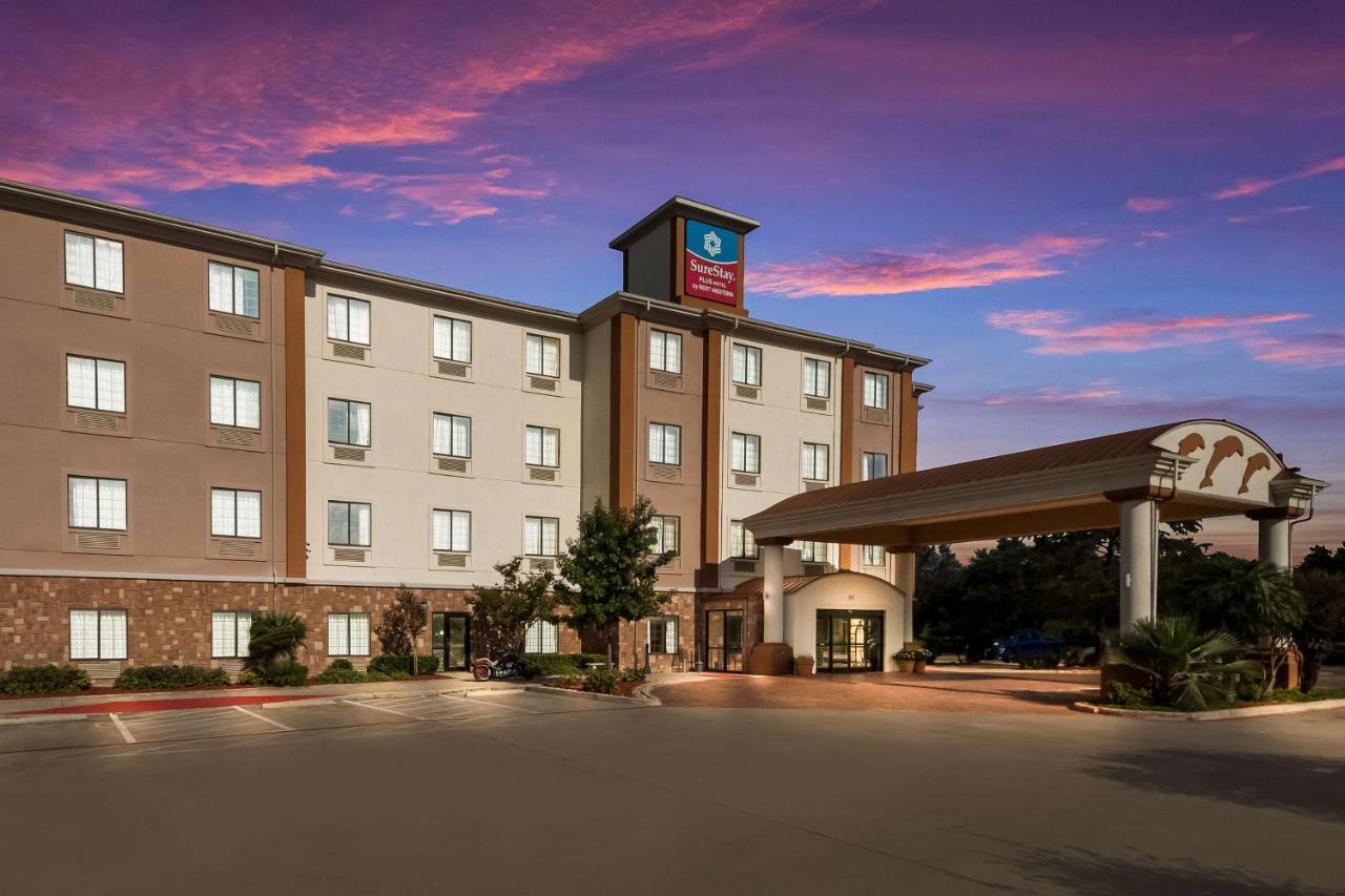 Surestay Plus Hotel By Best Western Near Seaworld Сан-Антонио Экстерьер фото