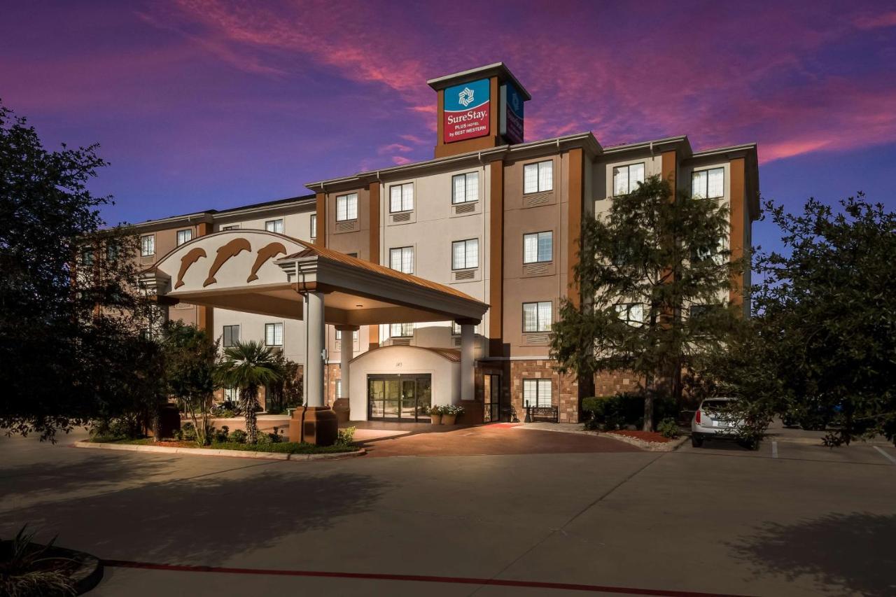 Surestay Plus Hotel By Best Western Near Seaworld Сан-Антонио Экстерьер фото