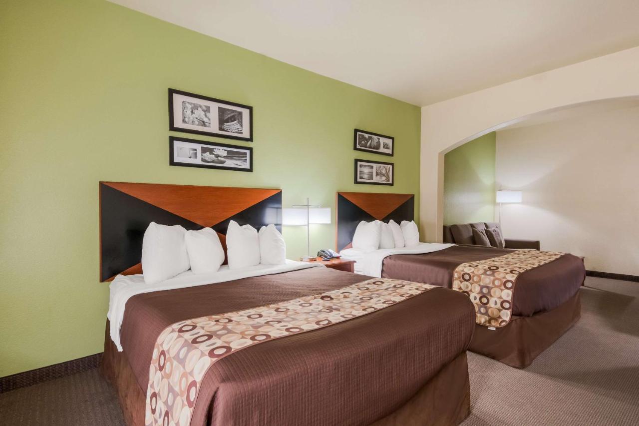 Surestay Plus Hotel By Best Western Near Seaworld Сан-Антонио Экстерьер фото