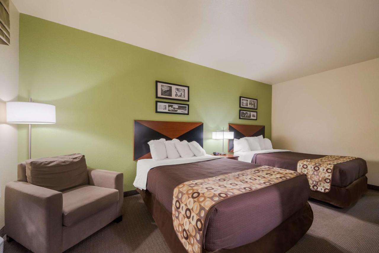 Surestay Plus Hotel By Best Western Near Seaworld Сан-Антонио Экстерьер фото