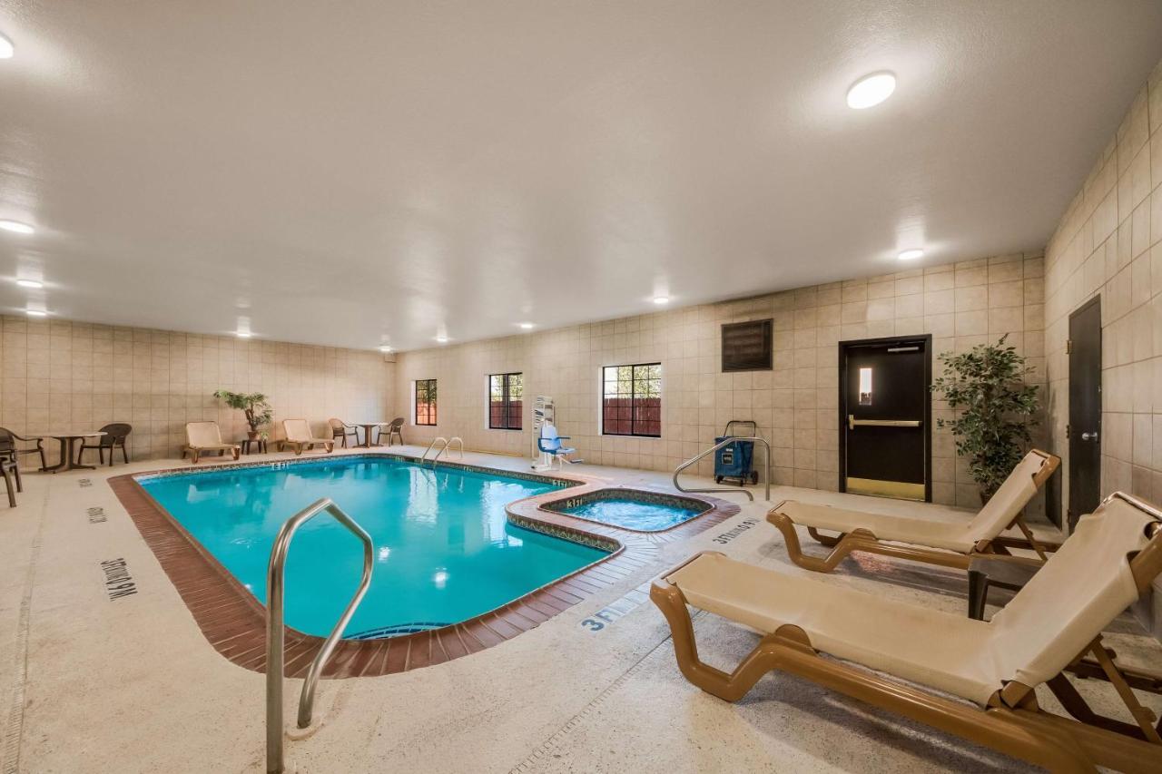 Surestay Plus Hotel By Best Western Near Seaworld Сан-Антонио Экстерьер фото