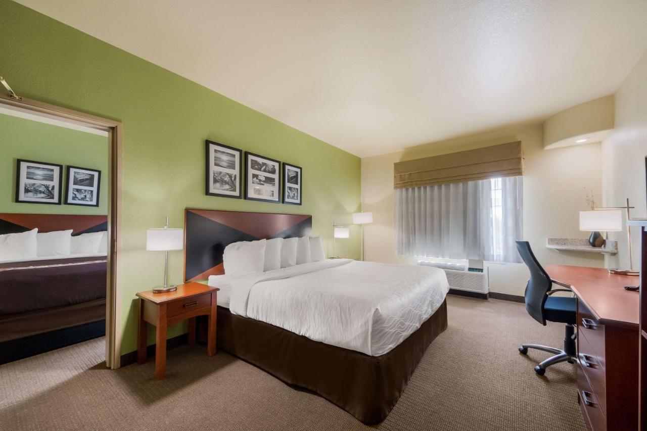 Surestay Plus Hotel By Best Western Near Seaworld Сан-Антонио Экстерьер фото