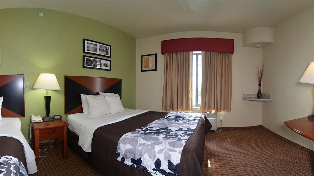 Surestay Plus Hotel By Best Western Near Seaworld Сан-Антонио Экстерьер фото
